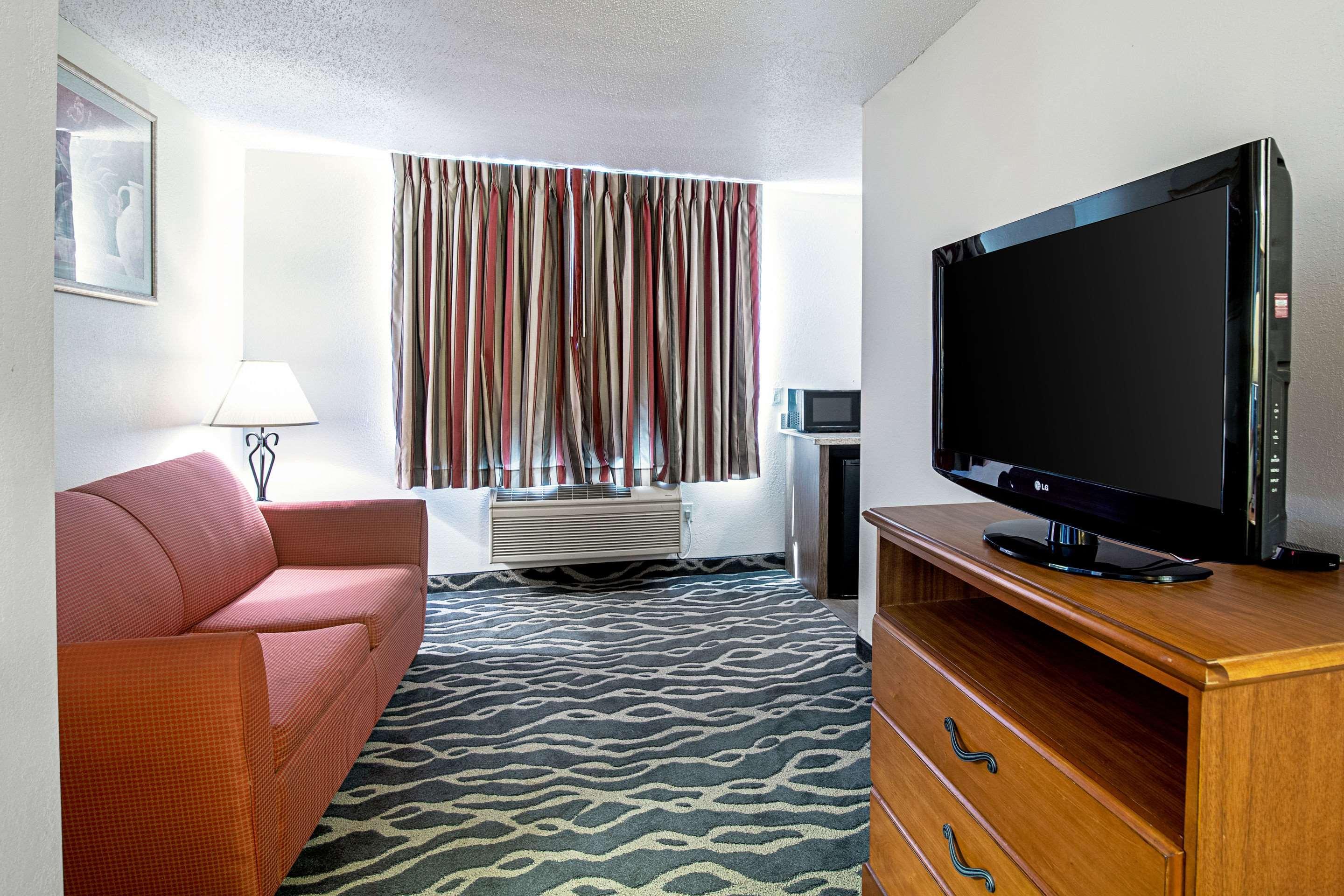 Quality Inn Huron Exterior foto